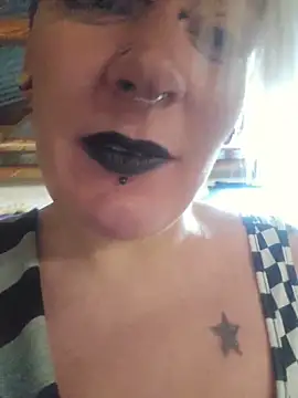 PinkTheHawk online show from 19, 10, 2025