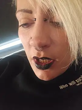 Snapshot of PinkTheHawk chatting on 15, 2, 2026 PinkTheHawk online show from 15, 2, 2026