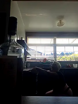 Snapshot of PinkTheHawk chatting on 19, 2, 2026 PinkTheHawk online show from 19, 2, 2026