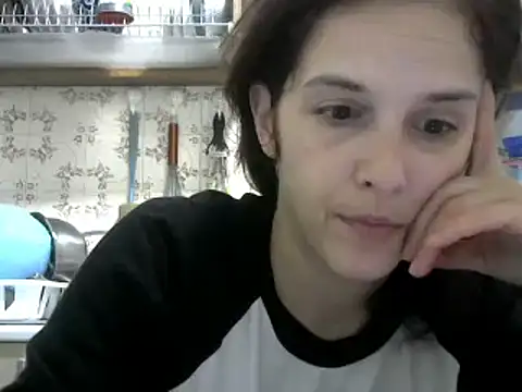 SexxyLety online show from 1, 2, 2025