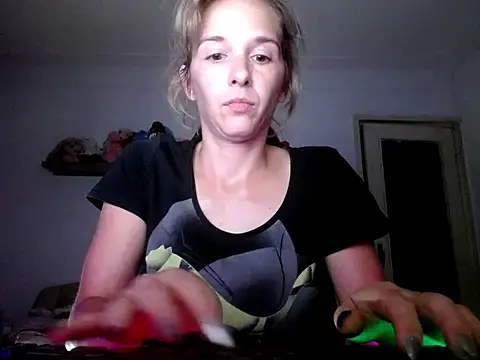 SexxyLety online show from 13, 9, 2025