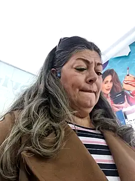 Snapshot of emma_tour chatting on 5, 12, 2024 emma tour online show from 5, 12, 2024