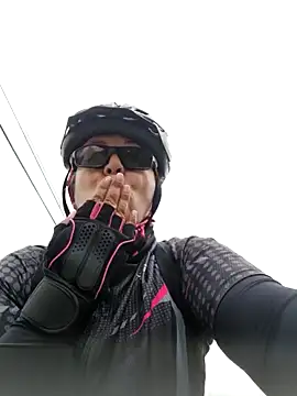 Snapshot of emma_tour chatting on 6, 2, 2025 emma tour online show from 6, 2, 2025