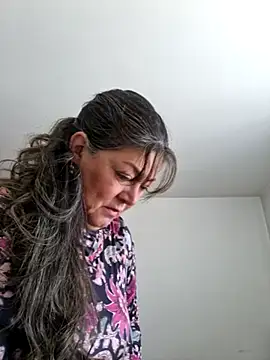 Snapshot of emma_tour chatting on 21, 2, 2025 emma tour online show from 21, 2, 2025