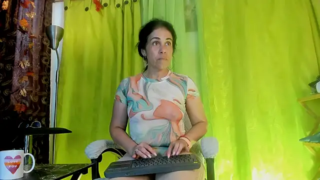 girasol walton online show from 6, 7, 2026