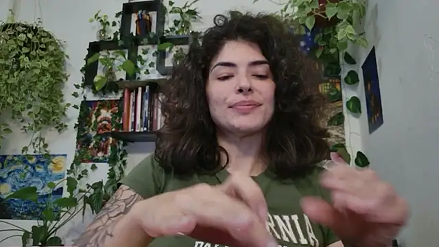 Snapshot of TaliMajesty chatting on 6, 6, 2026 TaliMajesty online show from 6, 6, 2026