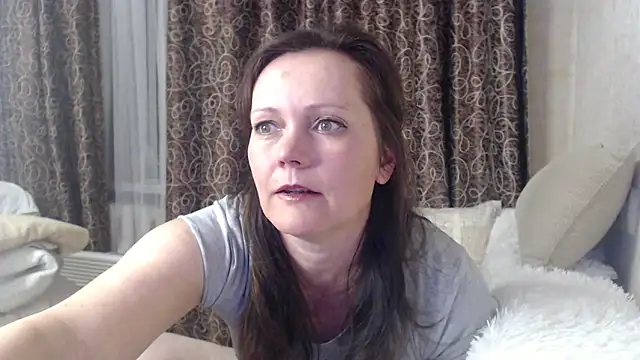 SheLion online show from 13, 2, 2026