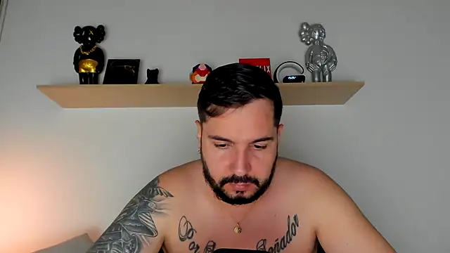 camilo restrepo21 online show from 4, 1, 2025