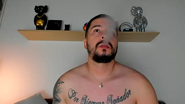camilo restrepo21 online show from 17, 1, 2025