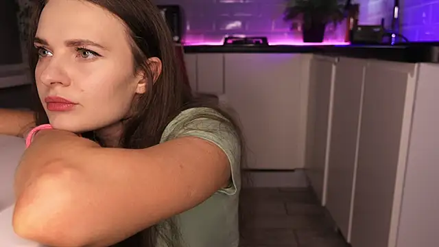 YOUR SWEET DREAM online show from 28, 2, 2025