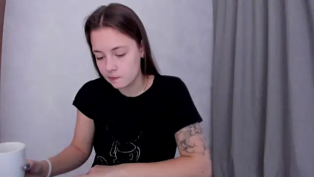 Snapshot of why_again_me chatting on 18, 1, 2025 why again me online show from 18, 1, 2025