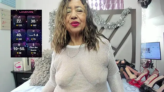 matureluna online show from 16, 3, 2025