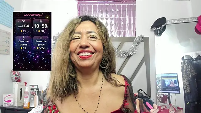 matureluna online show from 22, 3, 2025