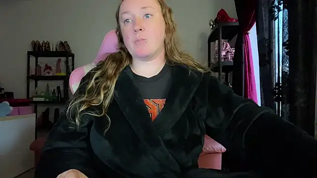 kisicaxx online show from 1, 4, 2026