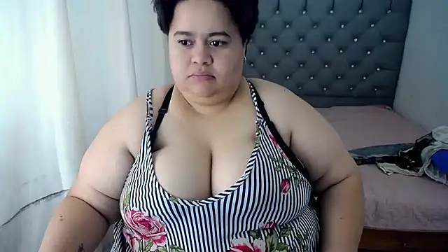 Snapshot of hotlesby4uxxx chatting on 14, 12, 2024 hotlesby4uxxx online show from 14, 12, 2024