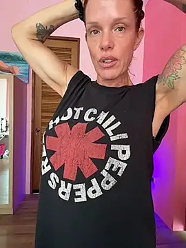 Snapshot of mommyselenafit_ chatting on 26, 4, 2026 mommyselenafit online show from 26, 4, 2026