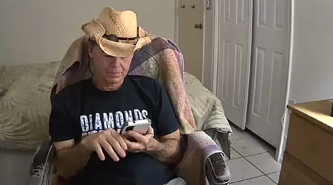 nakeedcowboi65 online show from 15, 1, 2025