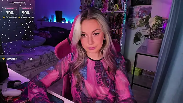 ChloeKohaku online show from 6, 12, 2024