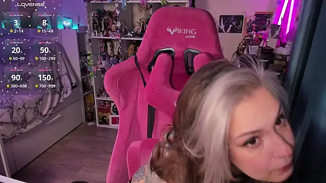 ChloeKohaku online show from 6, 2, 2026