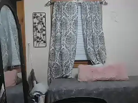 Snapshot of AshleyRain chatting on 10, 12, 2024 AshleyRain online show from 10, 12, 2024