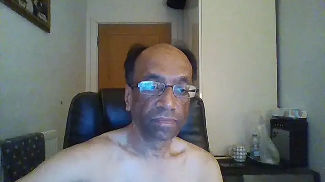 rauncher1 online show from 28, 10, 2025