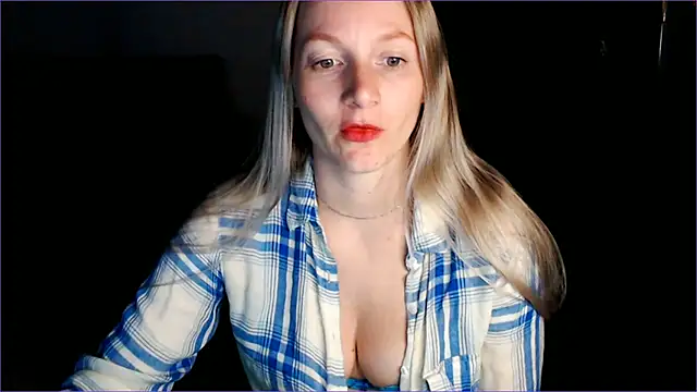 Snapshot of Shantidol chatting on 9, 7, 2026 Shantidol online show from 9, 7, 2026