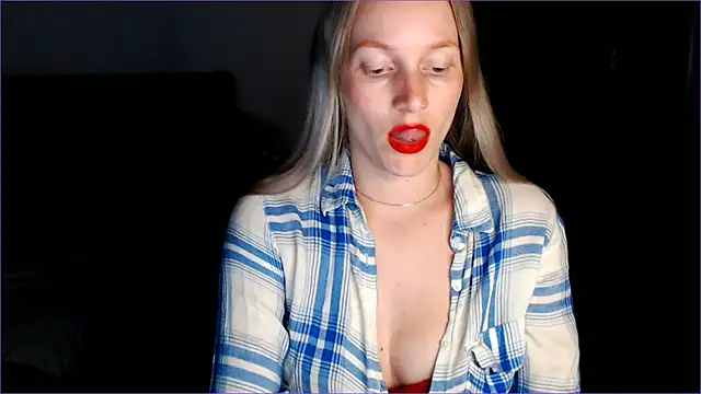 Snapshot of Shantidol chatting on 3, 8, 2026 Shantidol online show from 3, 8, 2026