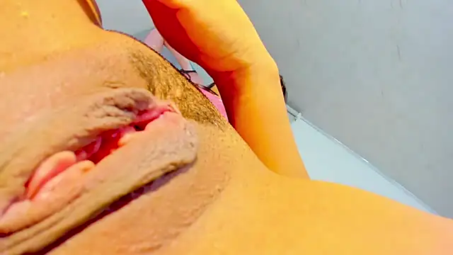 SQUIRTINGQUEEN11 online show from 13, 12, 2024