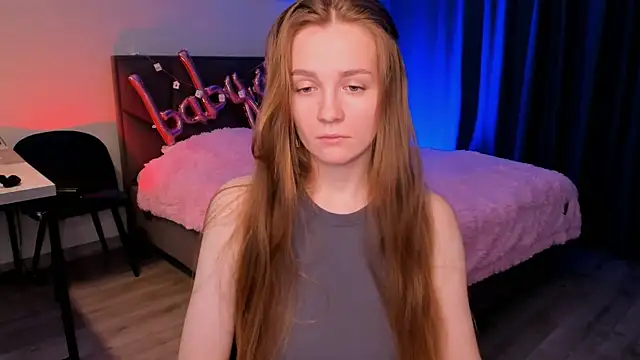 SweetMilkis online show from 15, 2, 2025