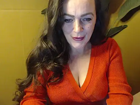Snapshot of cloe85nl chatting on 28, 12, 2024 cloe85nl online show from 28, 12, 2024