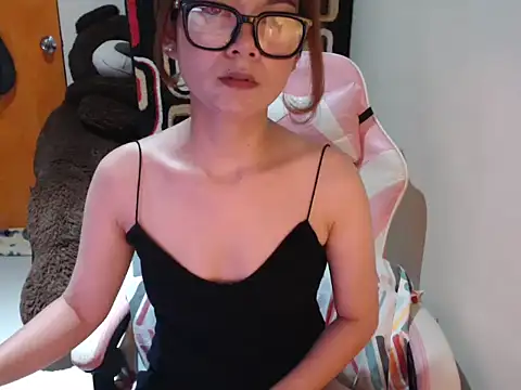 Snapshot of Sweety_Aria chatting on 5, 6, 2026 Sweety Aria online show from 5, 6, 2026