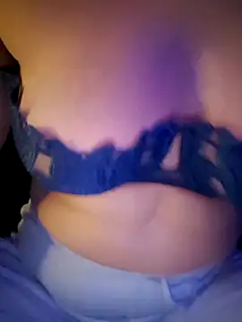 Cutegirlforyou online show from 4, 4, 2026