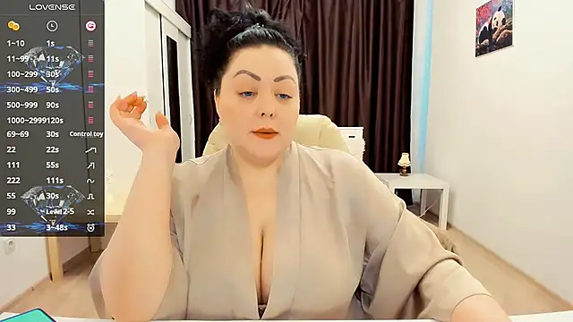 Snapshot of Nina_Hopper chatting on 27, 2, 2025 Nina Hopper online show from 27, 2, 2025