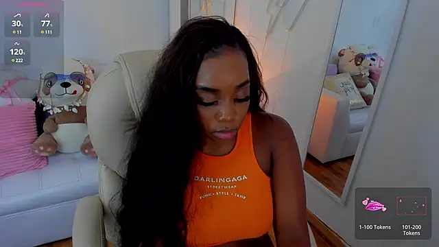 Snapshot of zobe_love chatting on 8, 2, 2025 zobe love online show from 8, 2, 2025