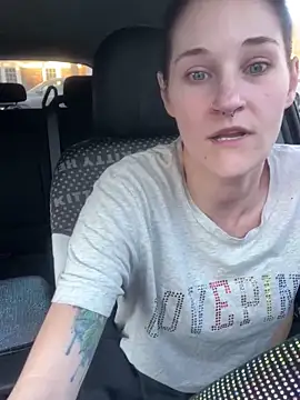 lolabunny9 online show from 29, 1, 2025