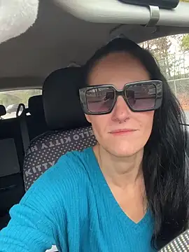 lolabunny9 online show from 13, 2, 2025