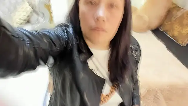 gaby trent online show from 4, 4, 2026