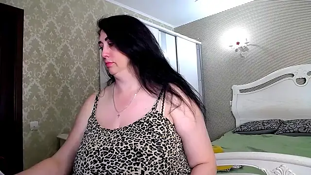 Snapshot of Evelyn_Shy chatting on 29, 5, 2026 Evelyn Shy online show from 29, 5, 2026