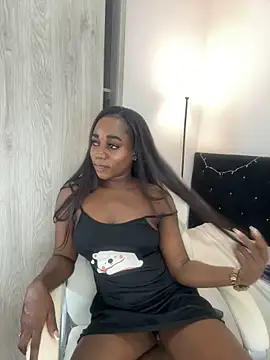 cristaaalclocks1 online show from 19, 12, 2024