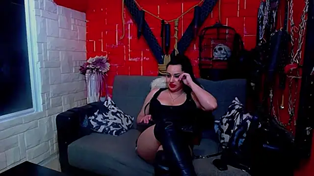 Snapshot of MistressRachelle chatting on 28, 4, 2026 MistressRachelle online show from 28, 4, 2026