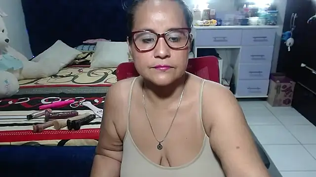 pervert mommy  online show from 2, 4, 2026