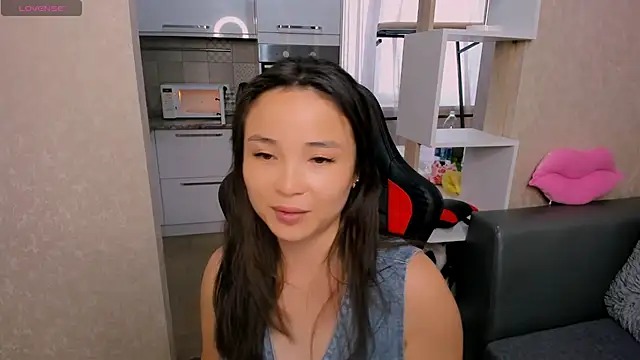 AyaMoon online show from 10, 9, 2025