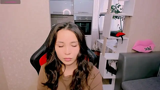 AyaMoon online show from 17, 10, 2025