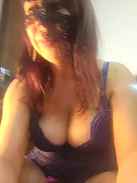 LAURAFOCOSA online show from 11, 10, 2025