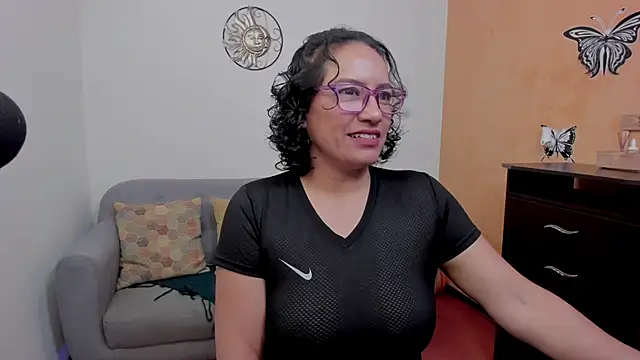 Snapshot of scarlet_wet chatting on 15, 7, 2026 scarlet wet online show from 15, 7, 2026