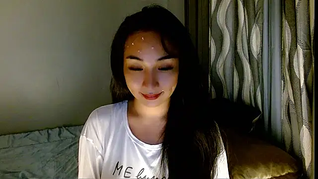 SweetLilly 18 online show from 12, 3, 2026