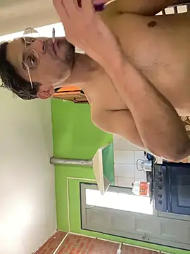 Snapshot of Yaoyepe chatting on 4, 12, 2025 Yaoyepe online show from 4, 12, 2025