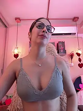 Snapshot of Zoe_Bae chatting on 20, 2, 2025 Zoe Bae online show from 20, 2, 2025
