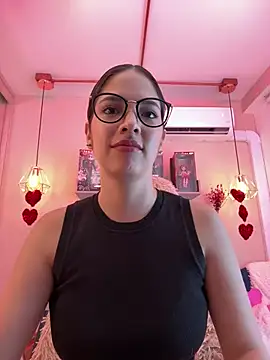 Snapshot of Zoe_Bae chatting on 28, 2, 2025 Zoe Bae online show from 28, 2, 2025