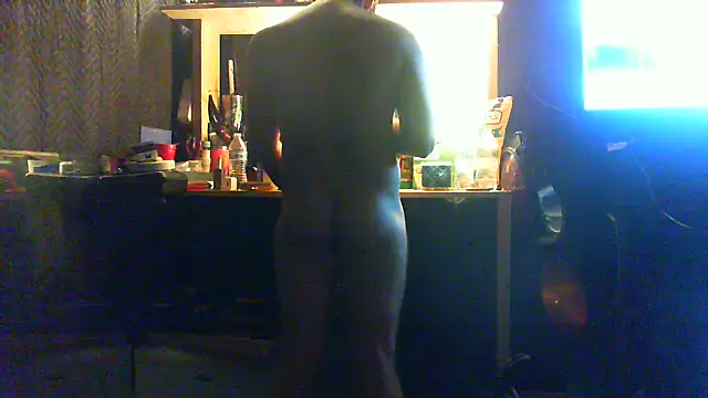 Snapshot of Sitonmyface2020@xh chatting on 10, 10, 2025 Sitonmyface2020xh online show from 10, 10, 2025